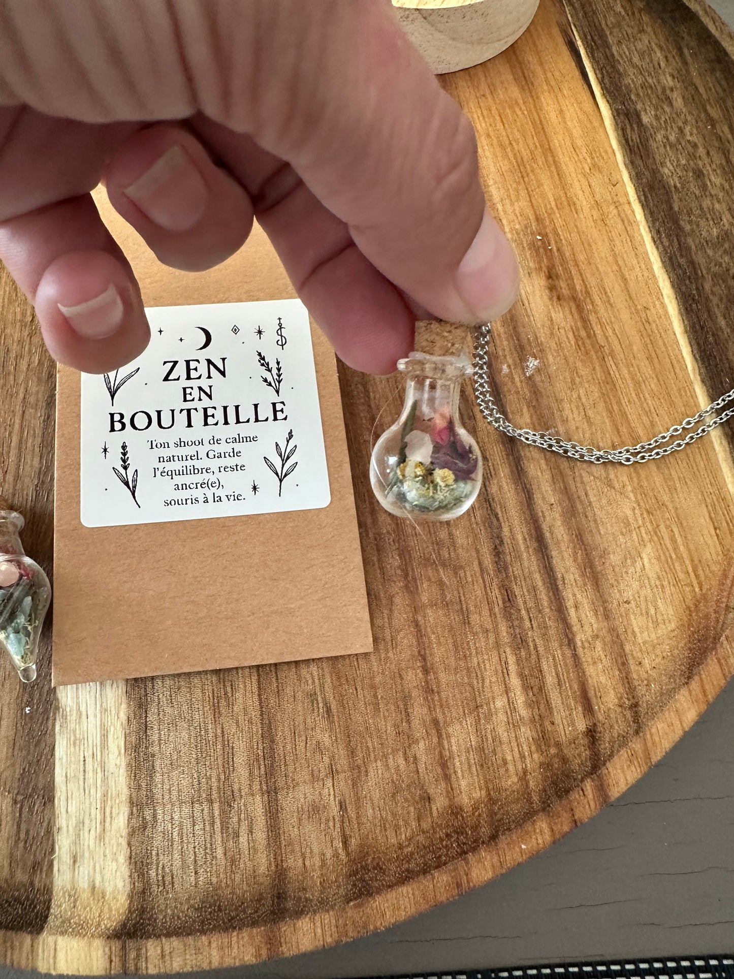 Collier Spell Jar d'ancrage et d'harmonie / Zen en bouteille